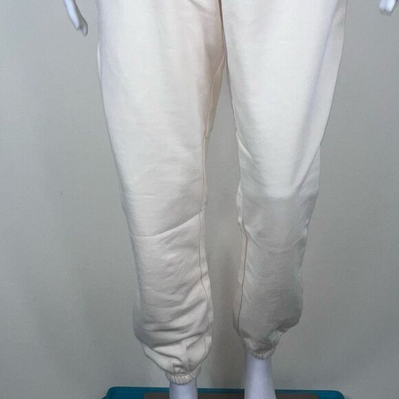 WeWoreWhat Solid Sweat Pants in Off White (L) - Picture 3 of 14